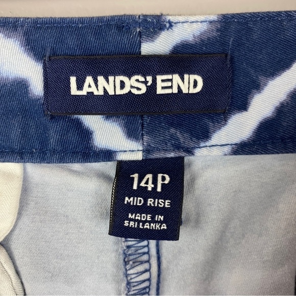 Lands' End Blue White Tie Dye Mid Rise Shorts Size 14 Petite - Picture 7 of 10